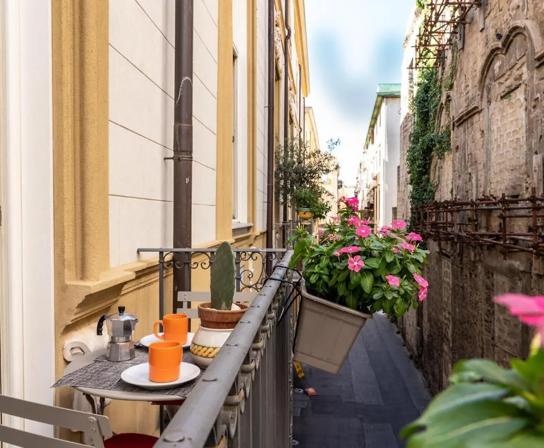 Amazing Loft-Palazzo Sambuca-Kalsa Daire Palermo 0*,